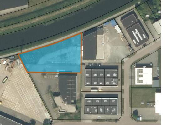Verhard buitenterrein Rabroekenweg 1a Meppel