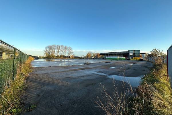 Verhard buitenterrein Hoorn 318 Alphen aan den Rijn