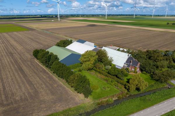 Agrarisch bedrijf Waardpolderhoofdweg 26 Wieringerwaard