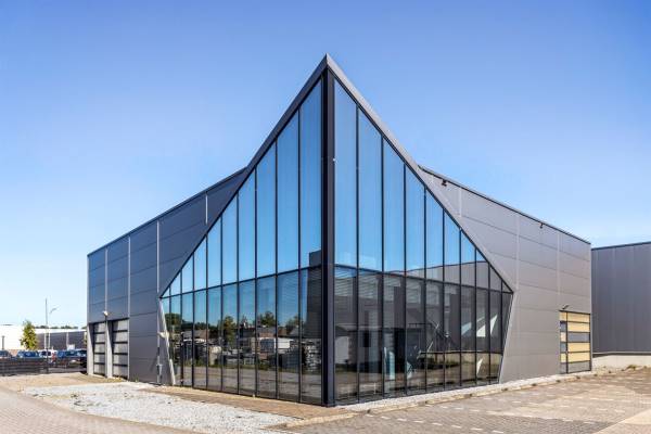 Bedrijfsruimte Blikslagerstraat 4 Uden