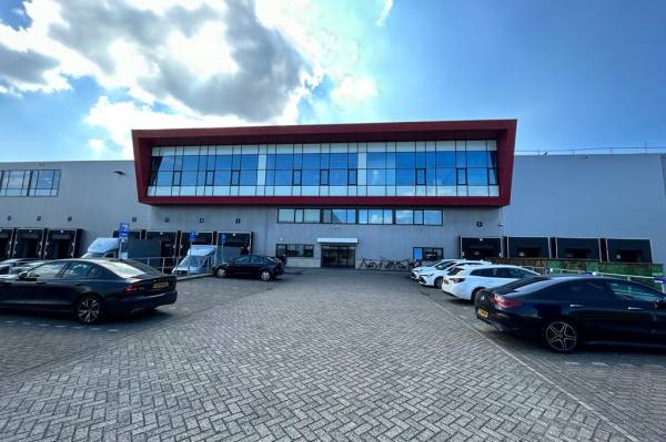 Bedrijfsruimte Zalmweg 41 Raamsdonksveer