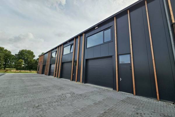 Bedrijfsruimte James Cookstraat 12B Emmen