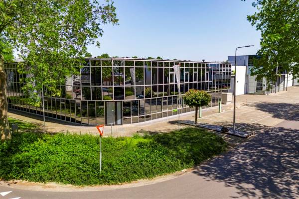Bedrijfsruimte Risseweg 3 Weert