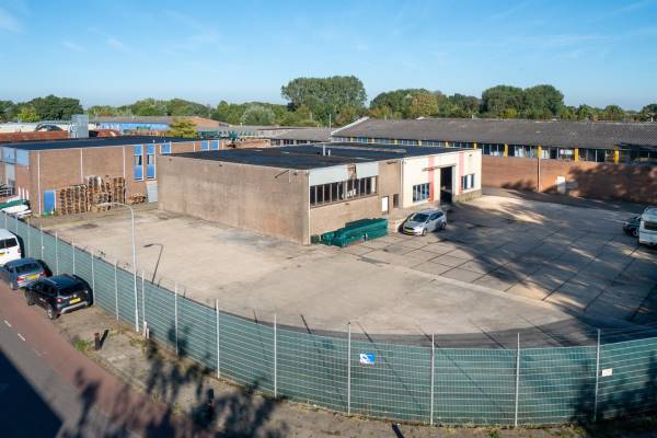 Bedrijfsruimte Oosterwijzend 13 Hoogkarspel