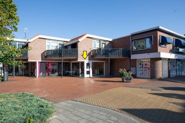 Winkelruimte Burgemeester Warnaarsstraat 2 Wierden