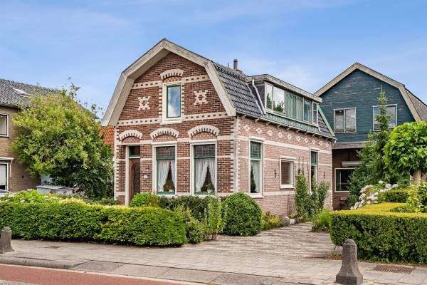 Bedrijfsruimte Dorpsstraat 11 Landsmeer