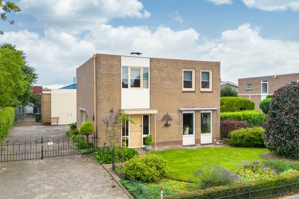 Bedrijfsruimte Nobelstraat 13 Zevenaar