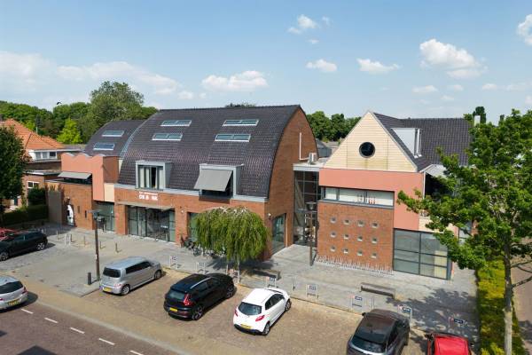 Bedrijfsruimte Dorpsstraat 63 Halsteren