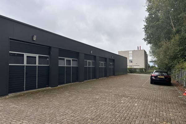 Bedrijfsruimte Loggerweg 4 - 19 Zwolle