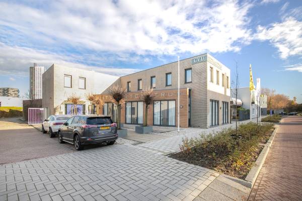 Bedrijfsruimte Theemsweg 11 Spijkenisse