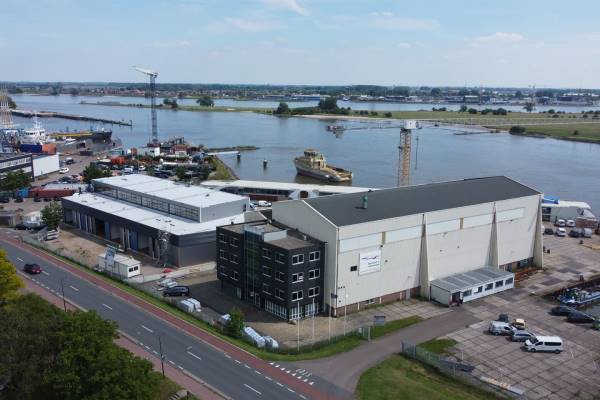 Kantoorruimte Rivierdijk 458 Hardinxveld-Giessendam