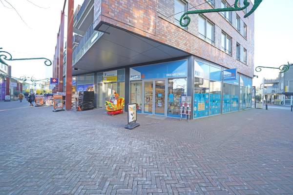 Winkelruimte Reykjavikstraat 25 Almere