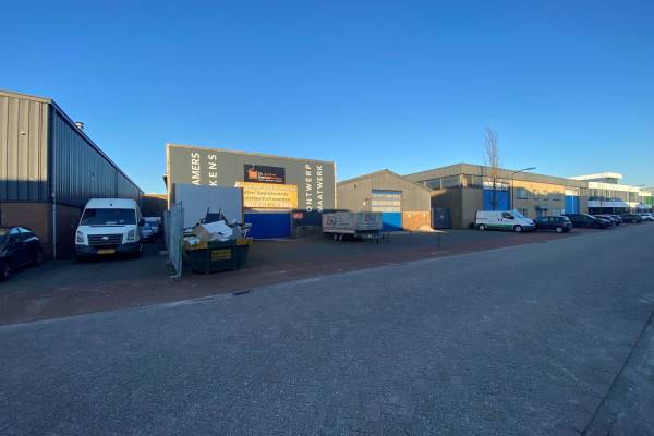 Bedrijfsruimte Ambachtsstraat 4A Hardinxveld-Giessendam
