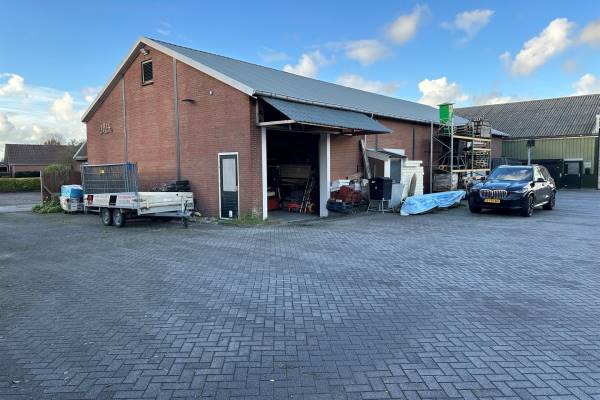 Bedrijfsruimte Dorpsstraat 74b Tuitjenhorn