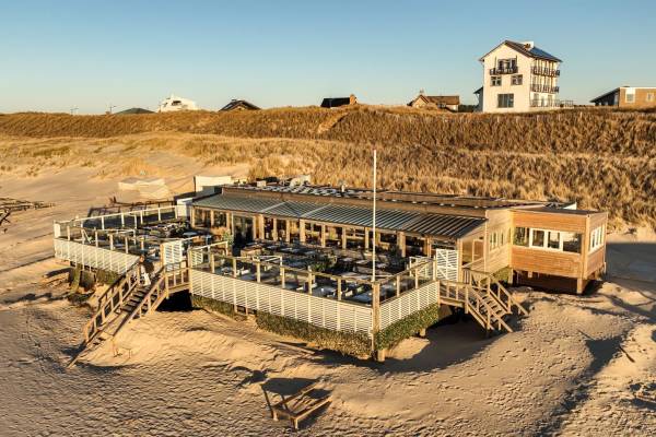 Horecagelegenheid C.F. Zeiler Boulevard 4 Bergen aan Zee
