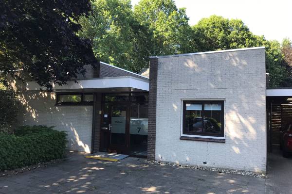 Maatschappelijk vastgoed Eikenlaan 7 Wierden