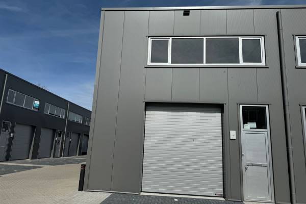 Bedrijfsruimte Industrieweg 127 Zoetermeer
