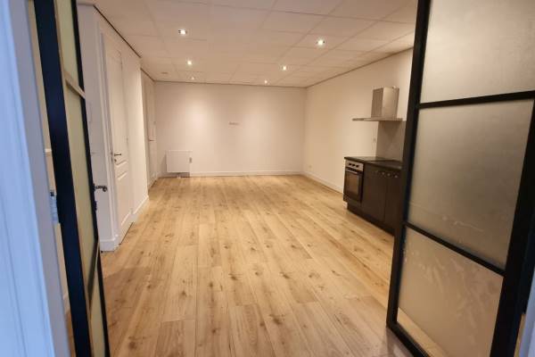 Bedrijfsruimte Tokyostraat 19K Lijnden