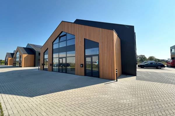 Bedrijfsruimte Dijkleger 47 Vianen (UT)