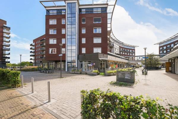 Maatschappelijk vastgoed Harri&#235;t Freezerhof 20 Den Haag