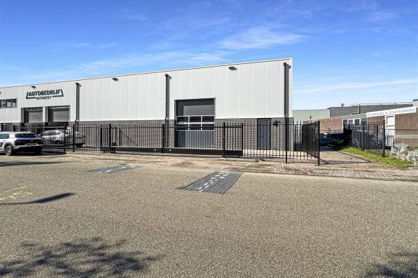 Bedrijfsruimte Molenwerf 4a Uitgeest