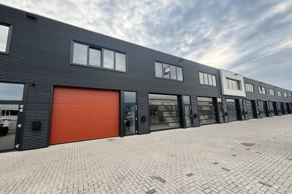 Bedrijfsruimte Industrieweg Oost 9E3 Elst (GE)