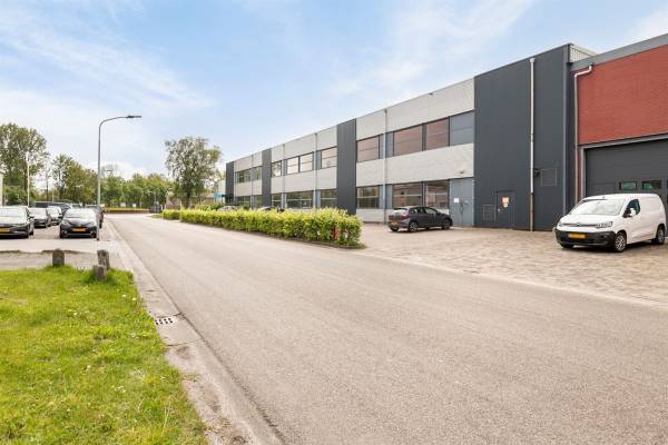 Bedrijfsruimte W.A. Scholtenstraat 7B Assen