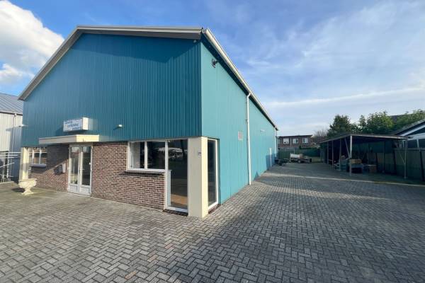 Bedrijfsruimte Amp&#232;restraat 24 Wezep