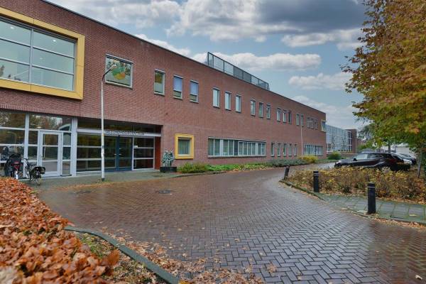 Maatschappelijk vastgoed Koningsweg 50 Vriezenveen
