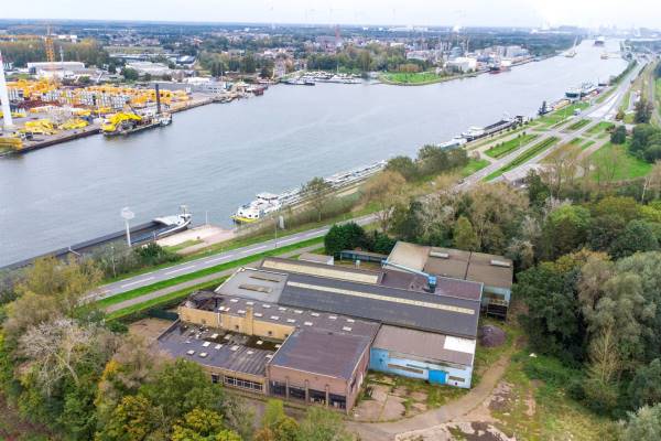 Bouwgrond Westkade 18 Sas van Gent