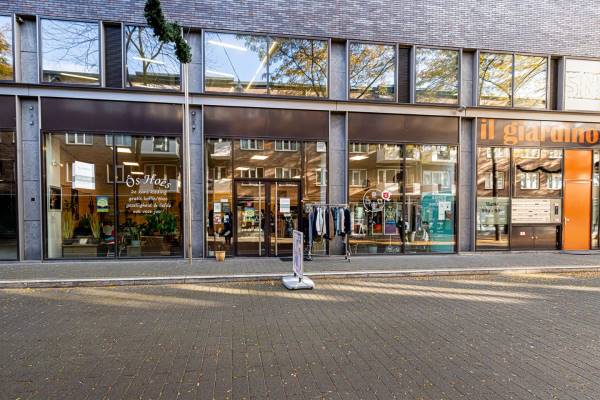 Winkelruimte Markt 98 Geleen