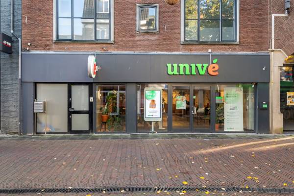 Winkelruimte Waterstraat 83 Tiel