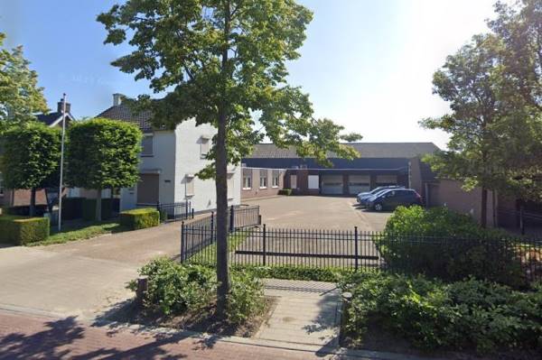 Bedrijfsruimte Hoofdstraat 74- 76 Hoogeloon