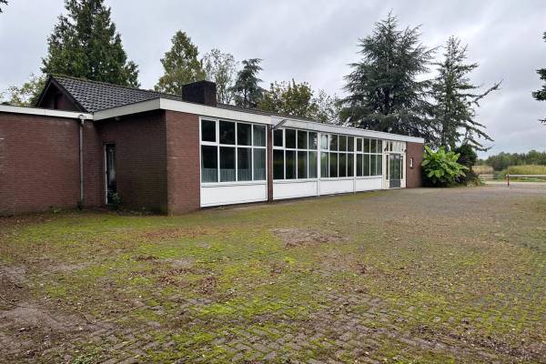 Maatschappelijk vastgoed Westbroekse Binnenweg 14a Tienhoven