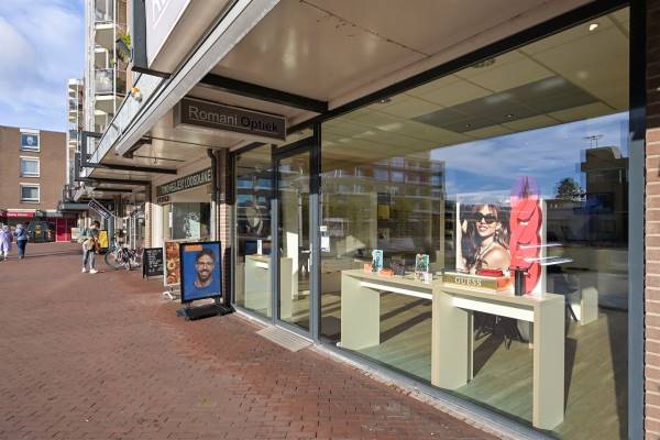 Winkelruimte Loosduinse Hoofdplein 188 Den Haag