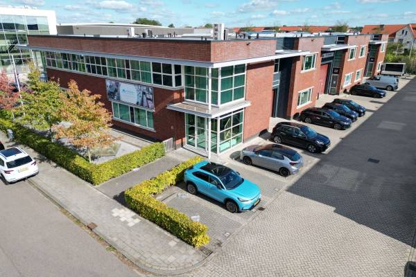 Bedrijfsruimte Augustapolder 18 Barendrecht