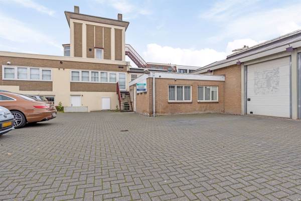 Bedrijfsruimte Burgemeester de Kievietstraat 124 Diemen