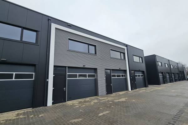 Bedrijfsruimte Oeveraseweg 2- 16 Havelte