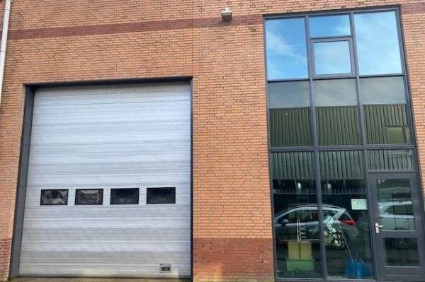 Bedrijfsruimte Karwijstraat 29-B Nieuw-Vennep