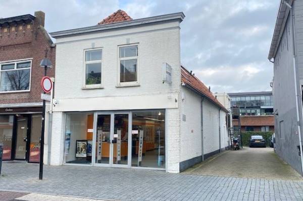 Winkelruimte Oost-Voorstraat 48 Oud-Beijerland