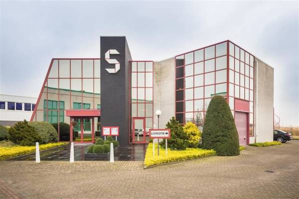 Kantoorruimte Nijverheidscentrum 26 Zevenhuizen (ZH)