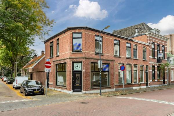 Winkelruimte Rozenlaan 2 Breda