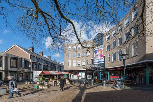 Winkelruimte Sint Jorisplein 50- 75 Ridderkerk