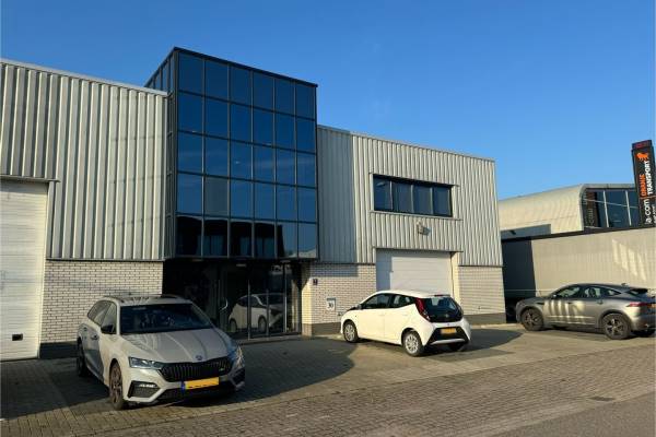 Bedrijfsruimte Ambachtsweg 30 Pijnacker