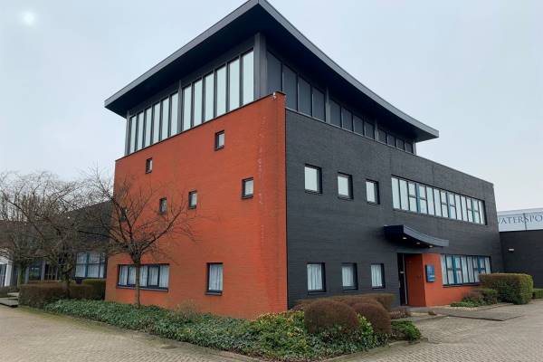 Bedrijfsruimte Pieter Ghijsenlaan 1 Zaandam