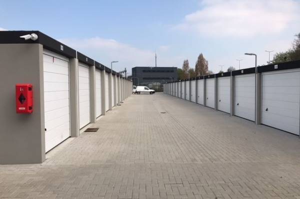 Bedrijfsruimte Pater van den Elsenlaan 2601 Veghel