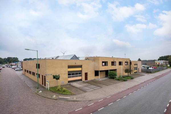 Bedrijfsruimte George Stephensonweg 33 Vlaardingen