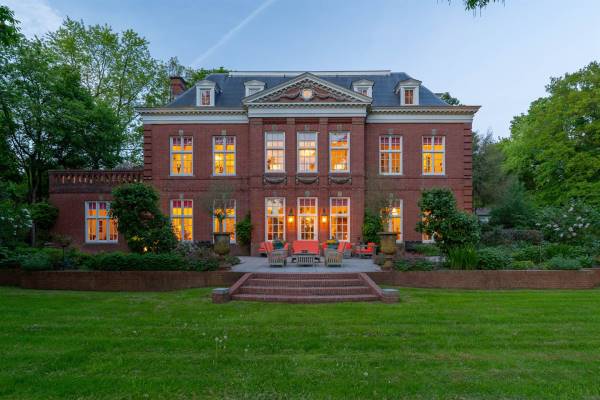 Kantoorruimte Rijksstraatweg 240 Haren (GR)