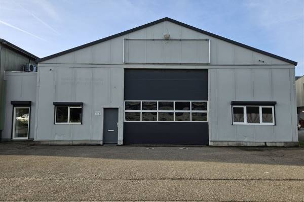 Bedrijfsruimte Dorpsweg 132-B Hoogblokland