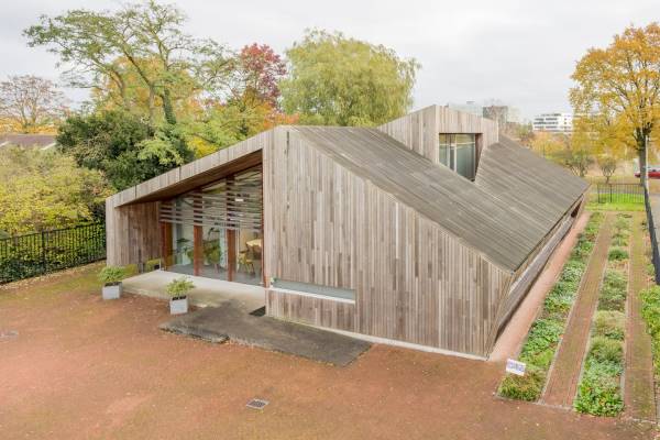 Maatschappelijk vastgoed Vogelvlinderweg 50 Utrecht